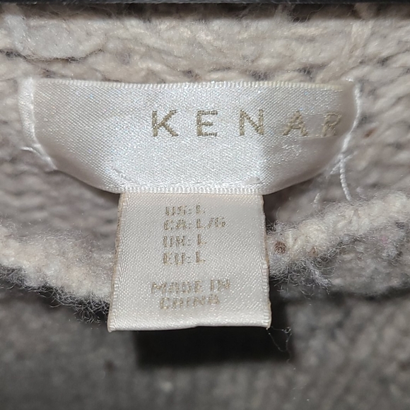 Sweater - Picture 3 of 3